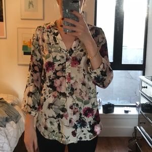 Amour Vert never worn floral blouse